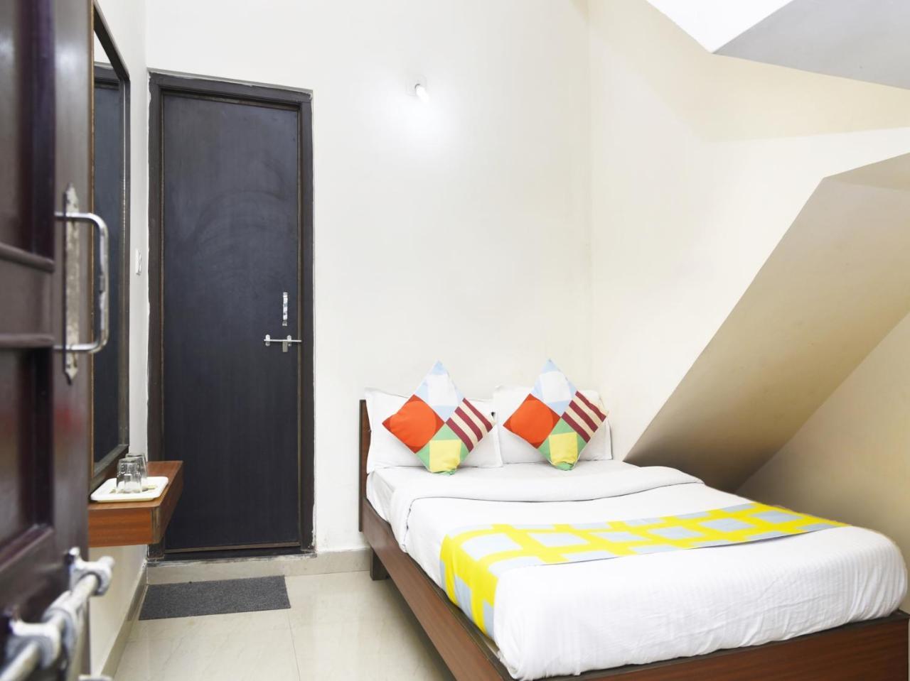 Elegant 1Br Stay In Mount Abu Central Exterior foto